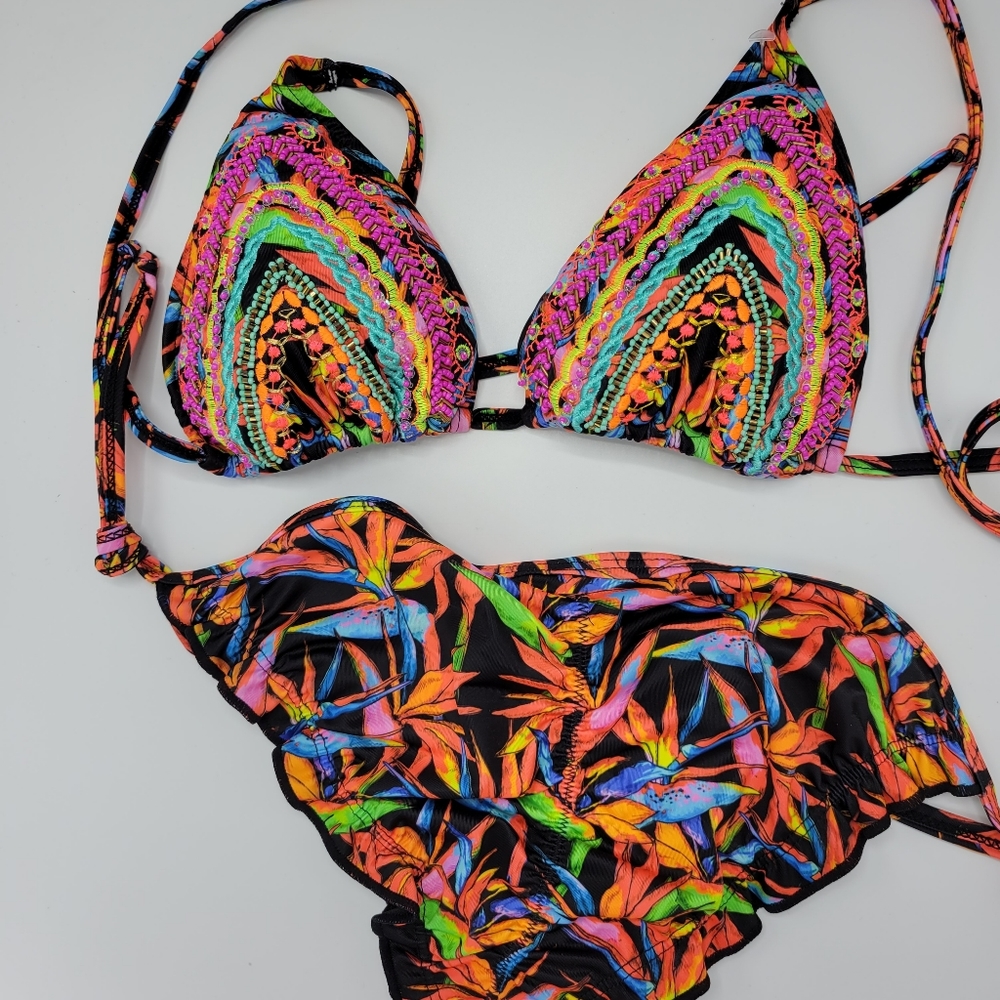 Womwn Colombian swimsuit